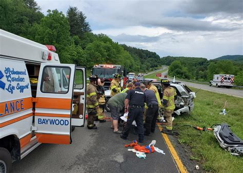 Units with the <b>Galax</b> Fire Department arrived at 295 Meadow Creek Road just before 3:30 p. . Wreck in galax va today 2021